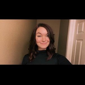 Meet your Posher, Cailin